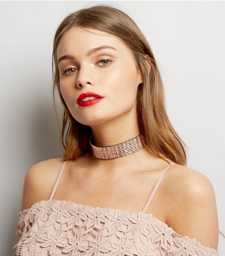 Rose Gold Iridescent Textured Choker | New Look