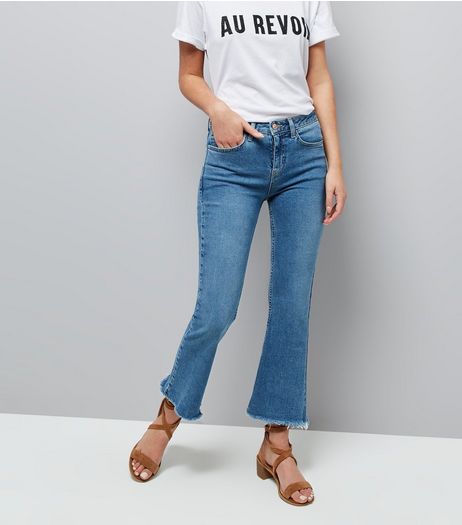 Blue Kick Flare Cropped Raw Hem Jeans | New Look
