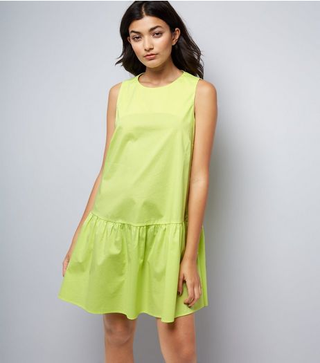 Green Drop Peplum Hem Dress | New Look
