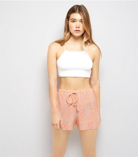 Coral Floral Print Pleated Shorts | New Look