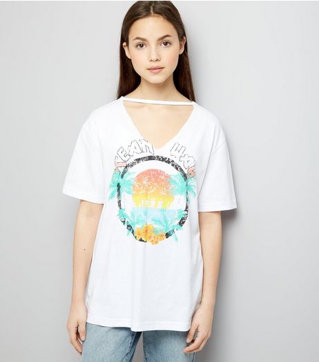 Teens White Choker Neck Ocean Beach Boyfriend T-Shirt | New Look