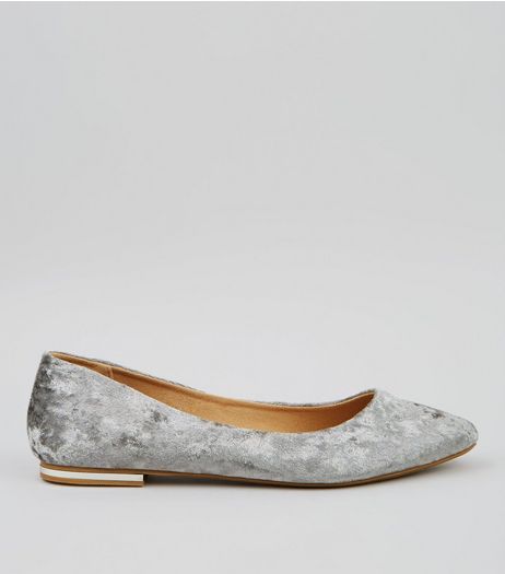 Grey Velvet Metal Trim Pointed Pumps | New Look