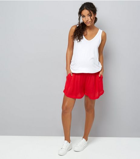 Maternity Red Shirred Waist Shorts | New Look