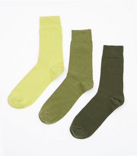 3 Pack Green and Khaki Gradient Socks | New Look