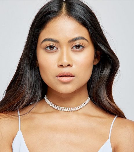 Silver Crystal Pearl Embellished Choker | New Look