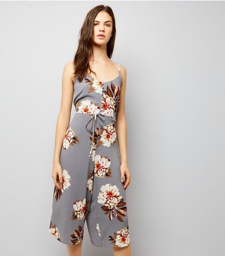 Cameo Rose Light Grey Floral Print Jumpsuit | New Look