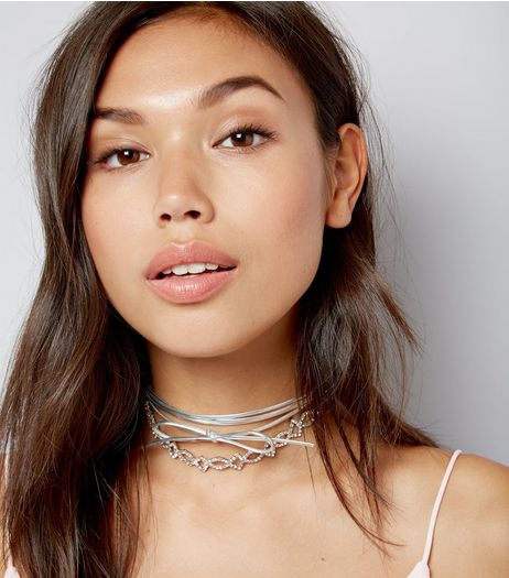 Silver Metallic Layered Bow Diamante Choker | New Look