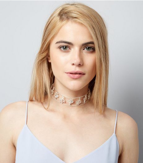 Crystal Diamanté Leaf Choker | New Look