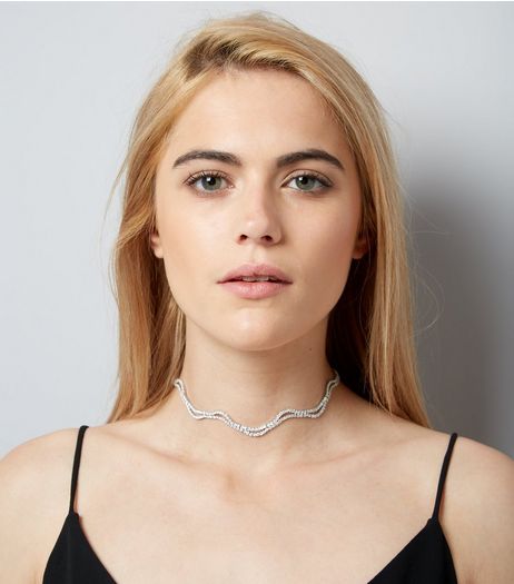 Silver Wavy Diamante Double Layered Choker | New Look