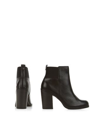 Black Leather Block Heel Chelsea Boot