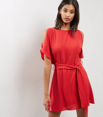 Red Dresses | Scarlett & Maroon Dress | New Look